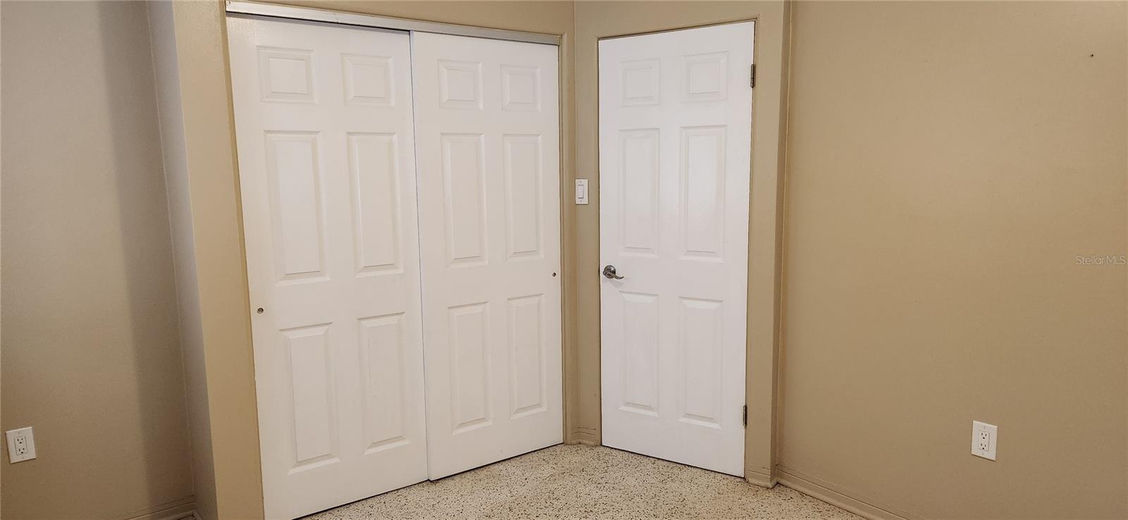 Image 11 of 29 For 6335 Alaska Avenue