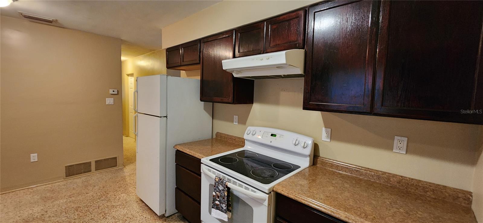 Image 14 of 29 For 6335 Alaska Avenue