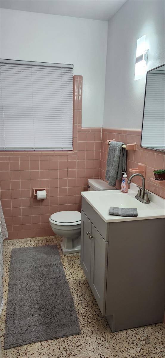 Image 21 of 29 For 6335 Alaska Avenue