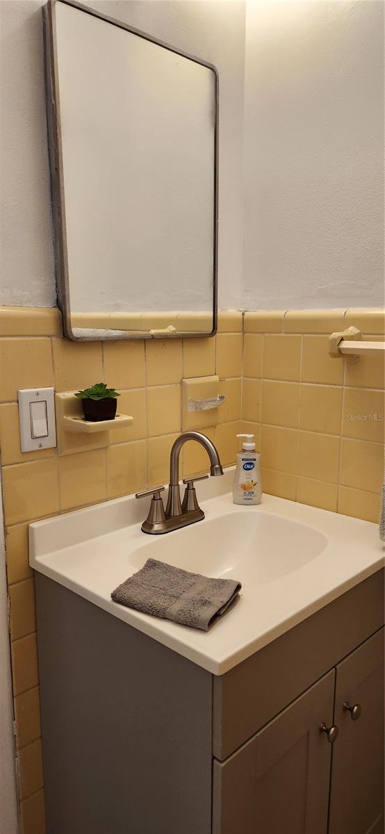 Image 25 of 29 For 6335 Alaska Avenue