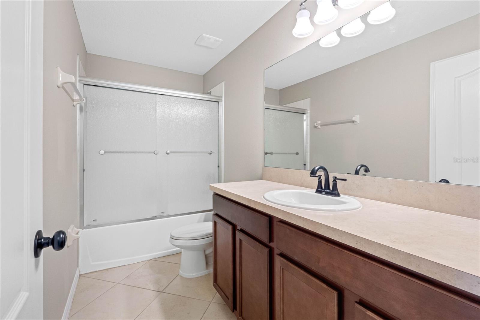 Image 27 of 42 For 6324 Torrington Circle