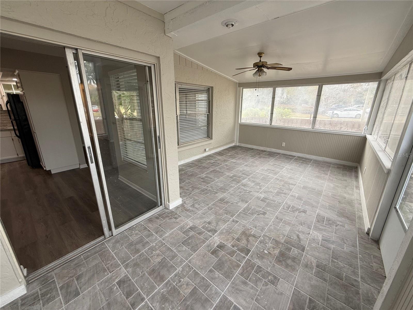 Image 26 of 34 For 14731 Pine Glen Circle