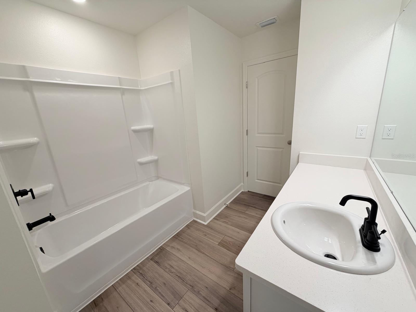 Image 17 of 29 For 10423 Plumbago Lane