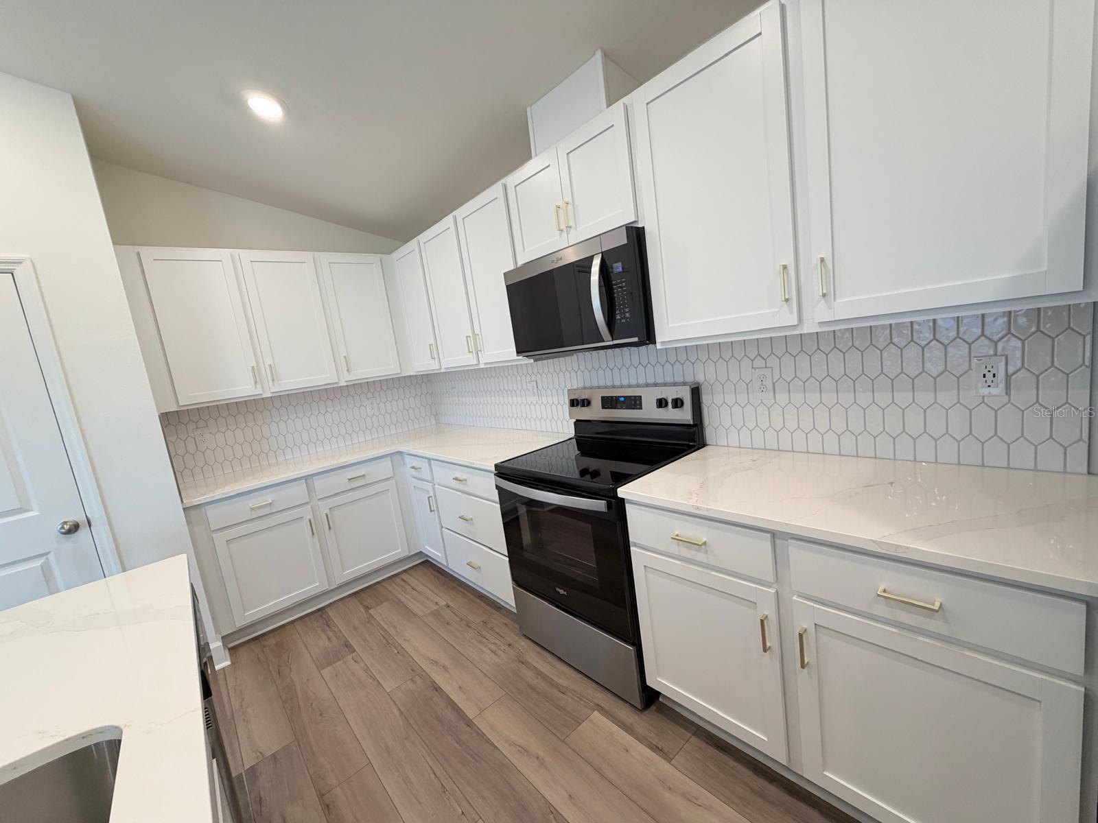 Image 8 of 29 For 10423 Plumbago Lane