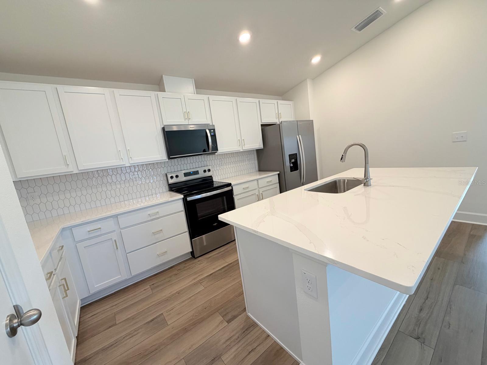 Image 9 of 29 For 10423 Plumbago Lane