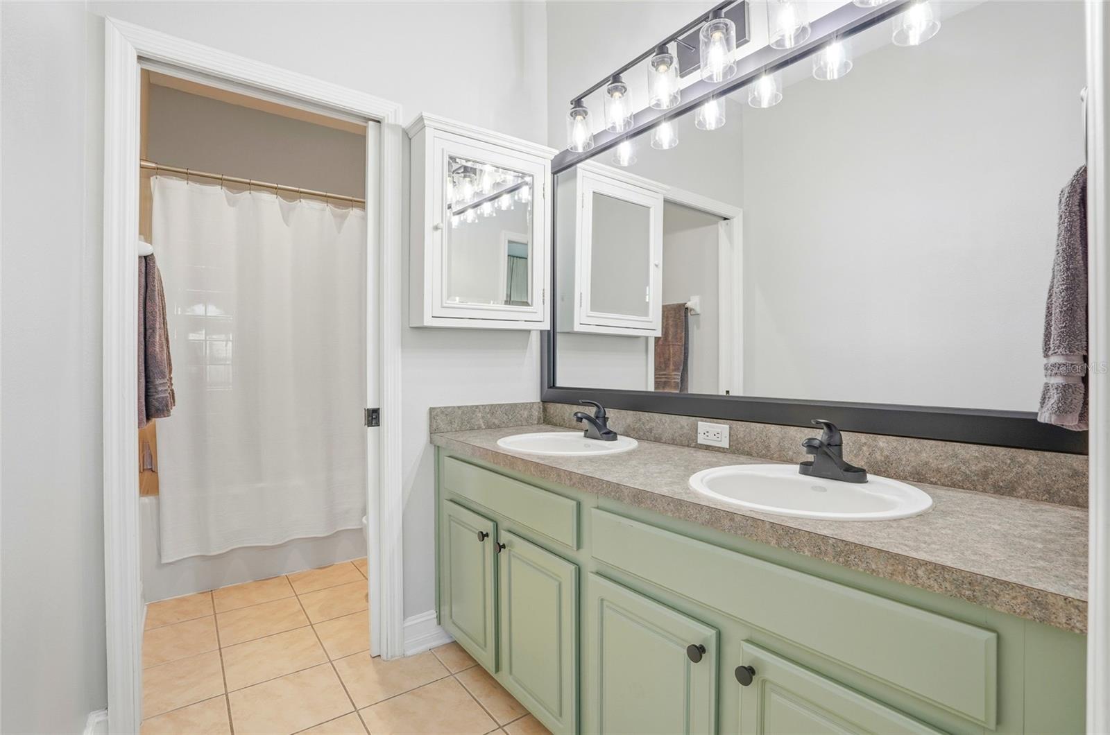 Image 32 of 42 For 3106 Toscana Circle