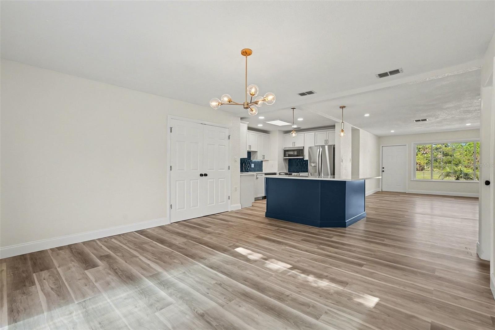 Image 23 of 86 For 2616 Fairway Avenue S