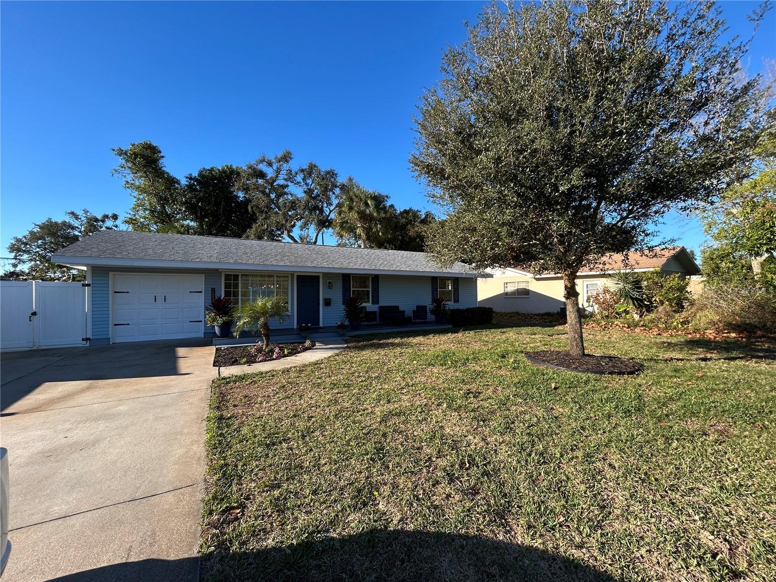 Image 55 of 86 For 2616 Fairway Avenue S