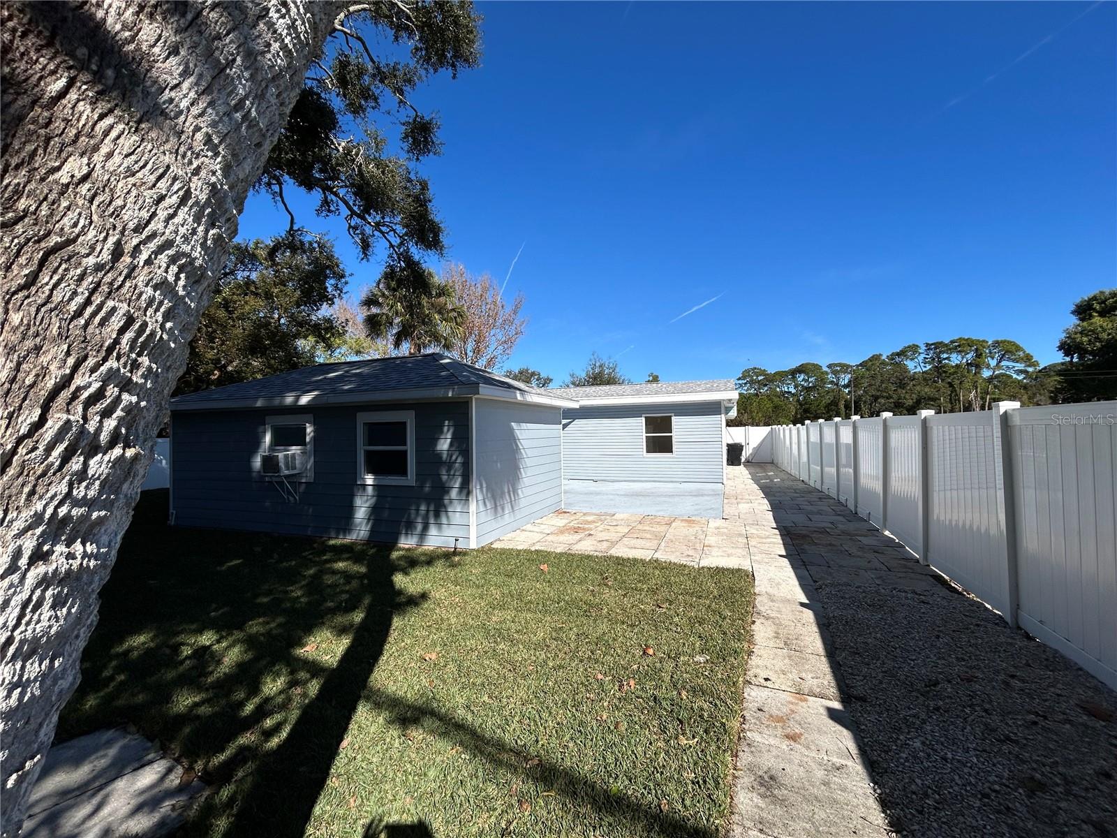 Image 71 of 86 For 2616 Fairway Avenue S