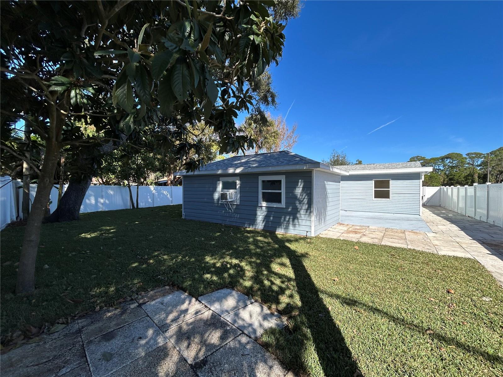 Image 72 of 86 For 2616 Fairway Avenue S