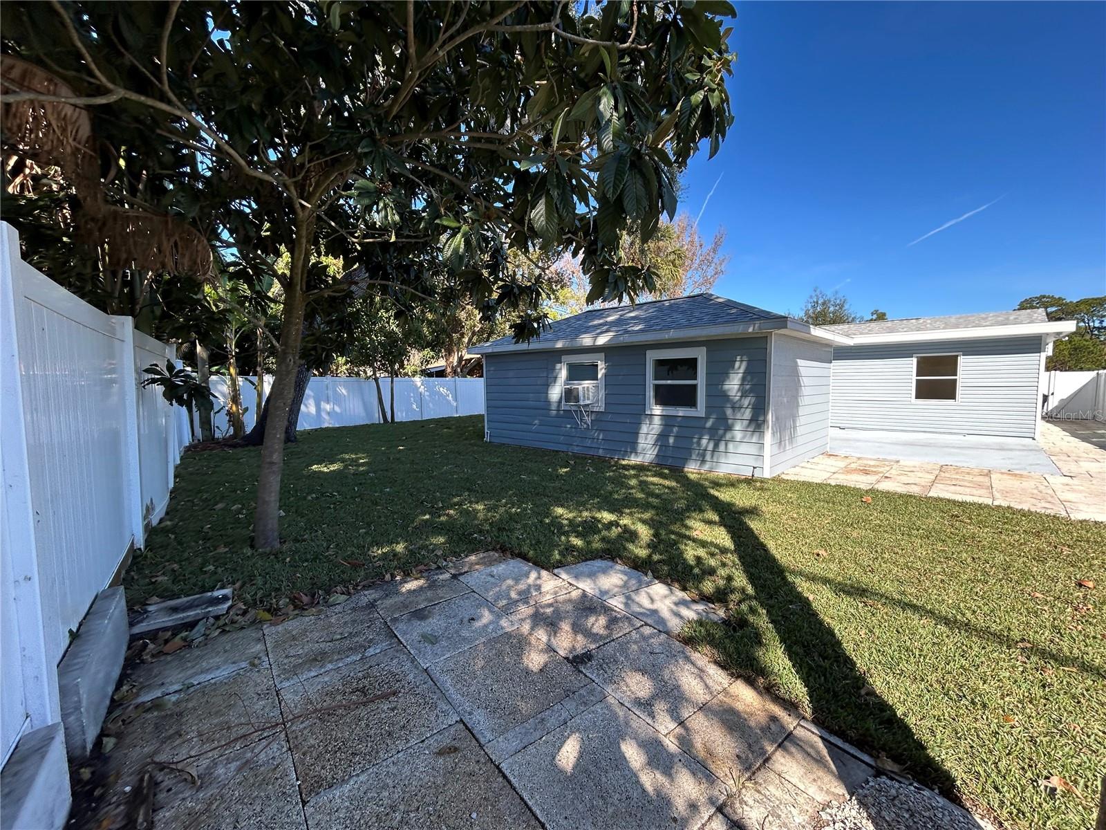 Image 73 of 86 For 2616 Fairway Avenue S