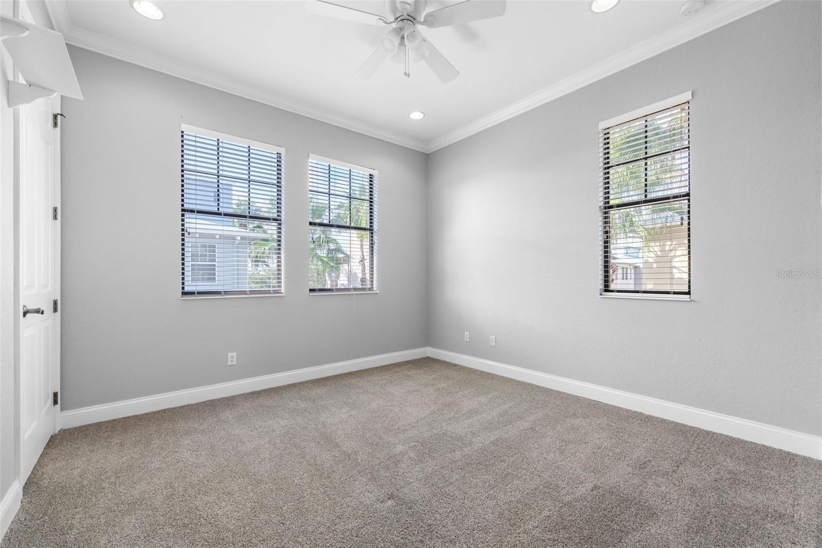 Image 36 of 67 For 6039 Printery Street 101