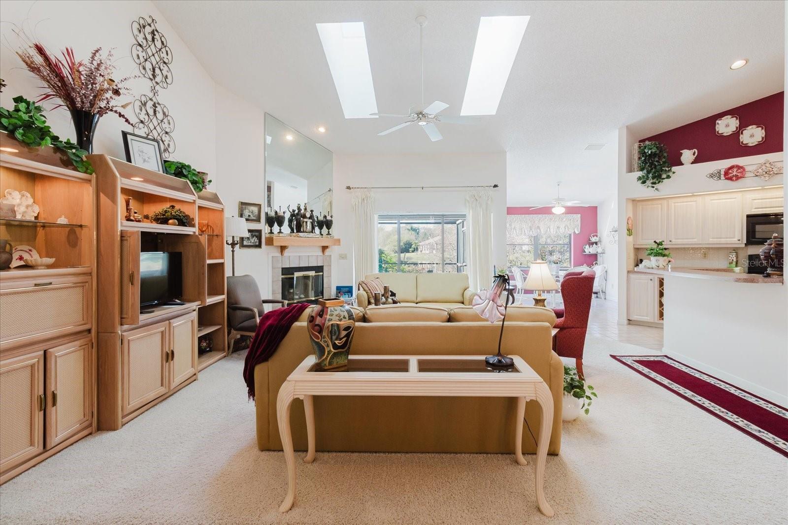 Image 12 of 90 For 802 Centerwood Drive