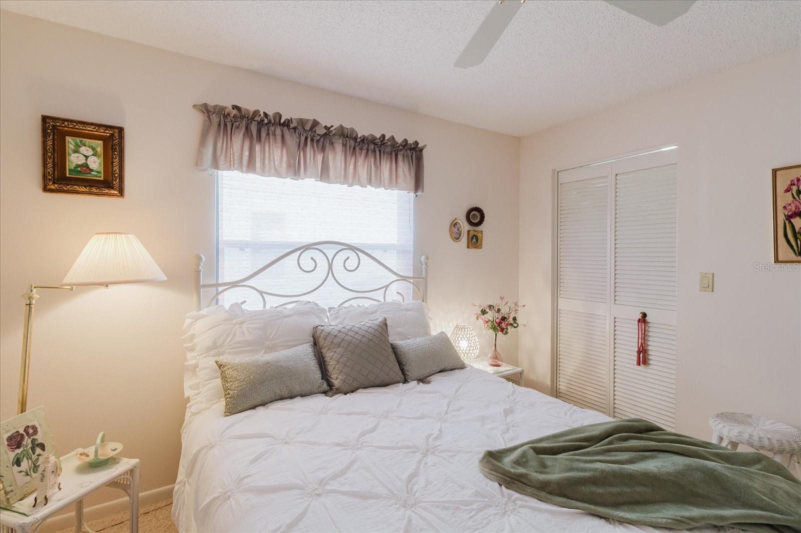 Image 43 of 90 For 802 Centerwood Drive