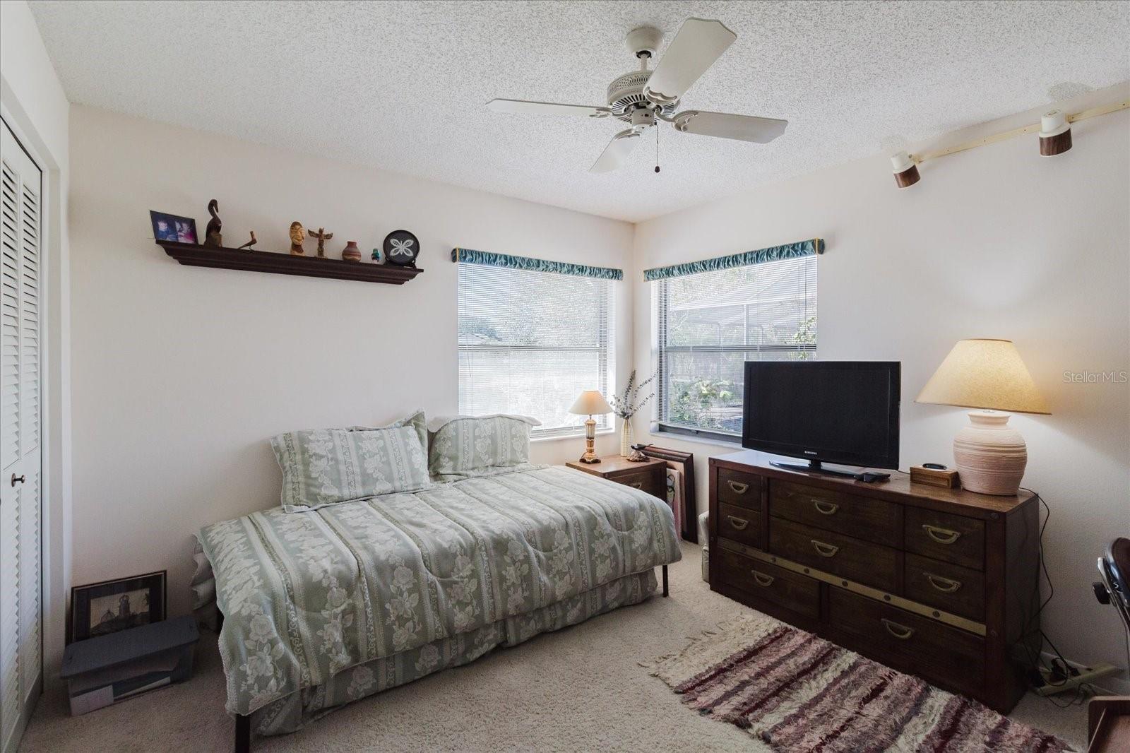 Image 48 of 90 For 802 Centerwood Drive