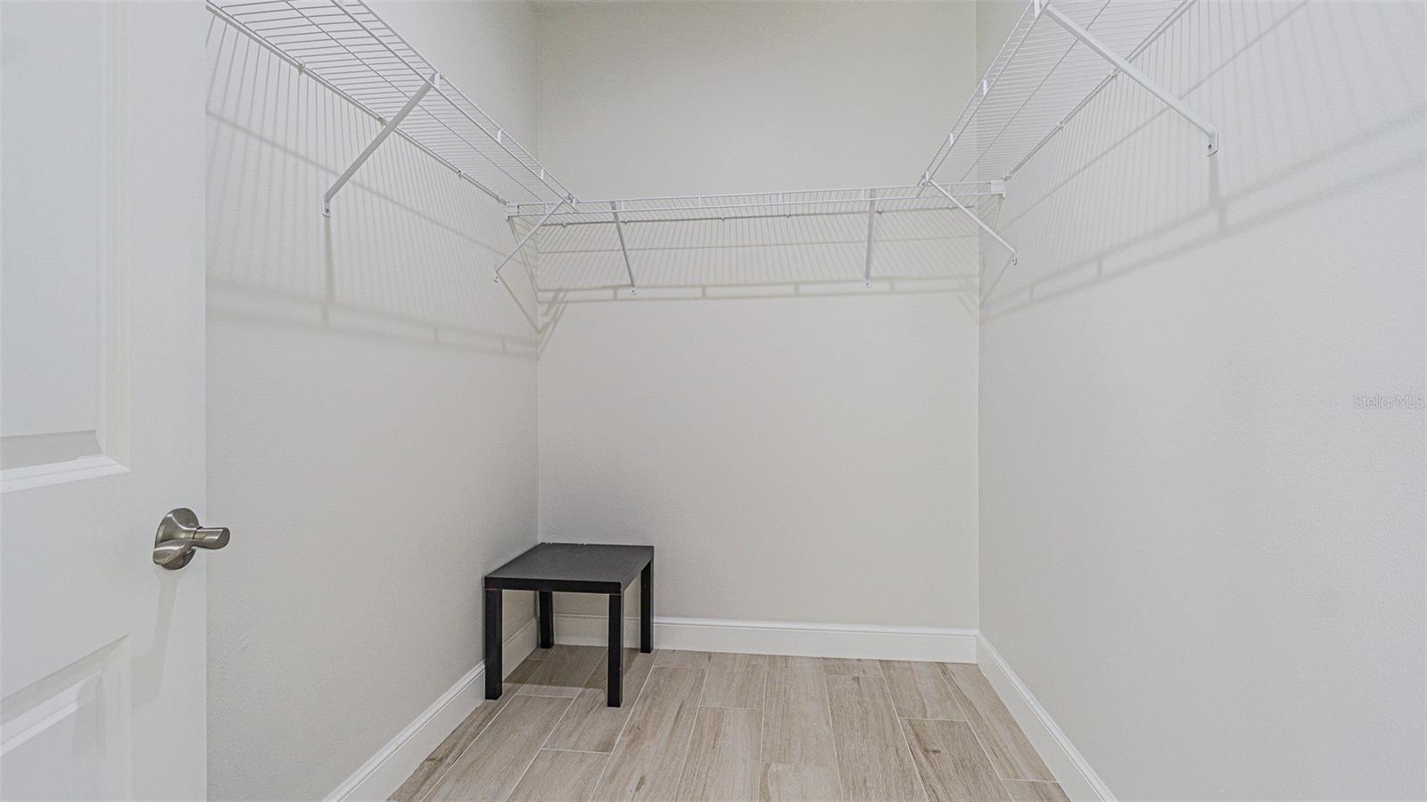 Image 33 of 42 For 12508 Glenna Avenue