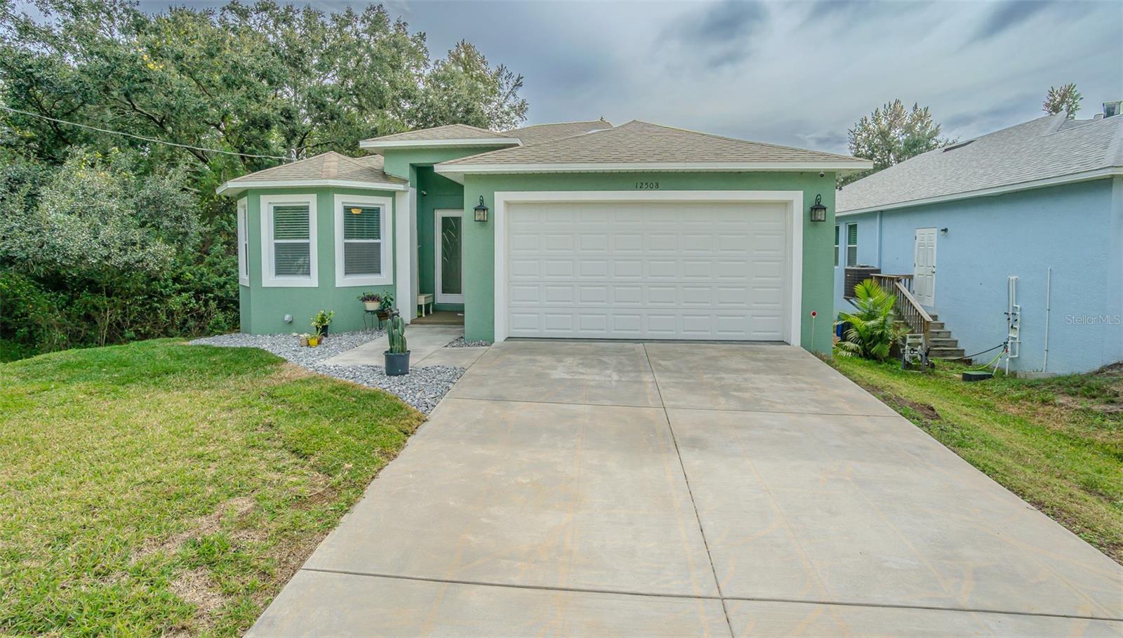 Image 4 of 42 For 12508 Glenna Avenue