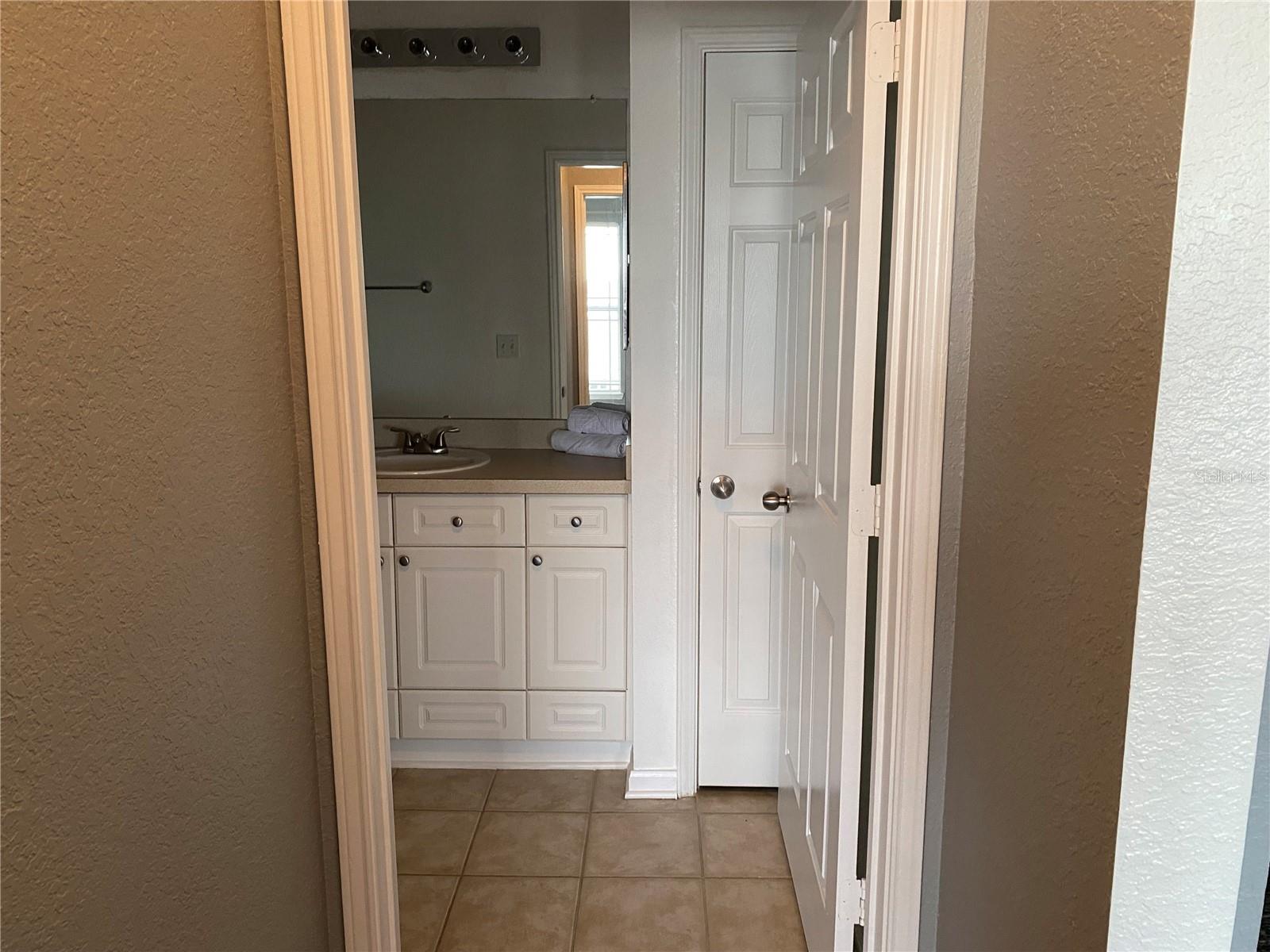 Image 24 of 33 For 1216 Missouri Avenue 418