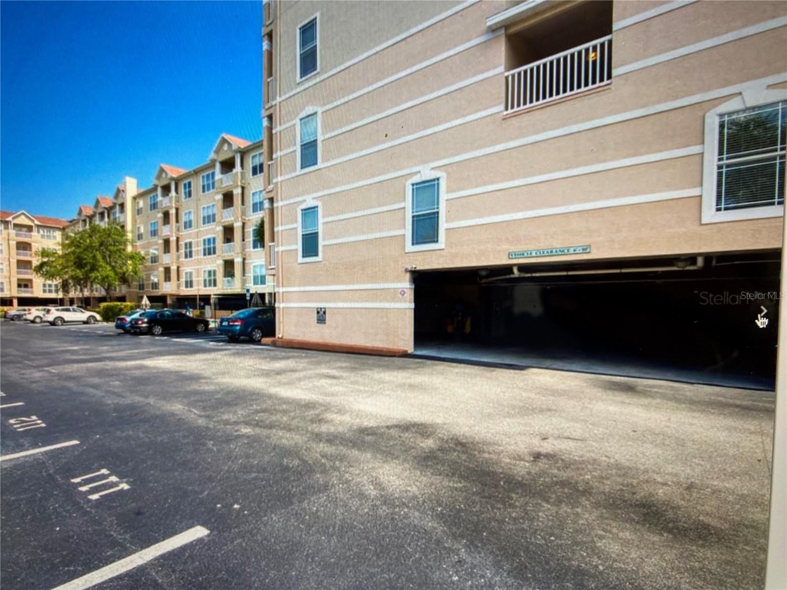 Image 3 of 33 For 1216 Missouri Avenue 418