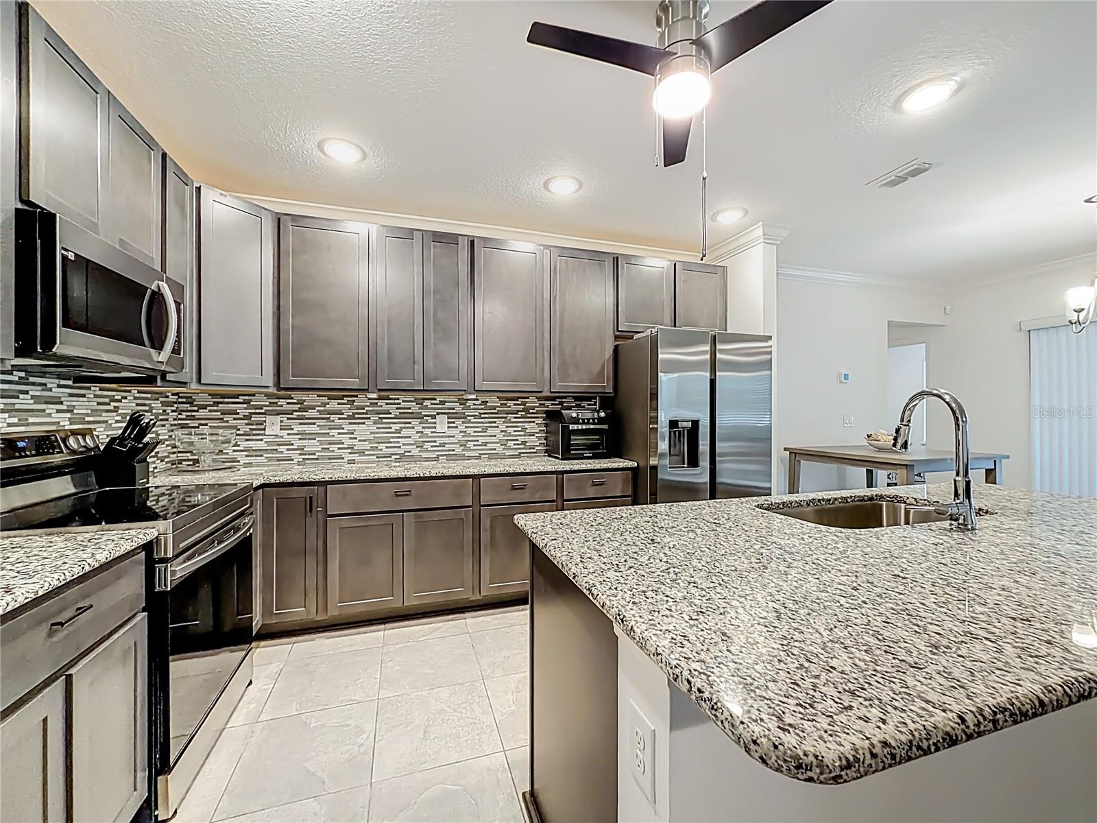 Image 21 of 60 For 17479 Macassar Road