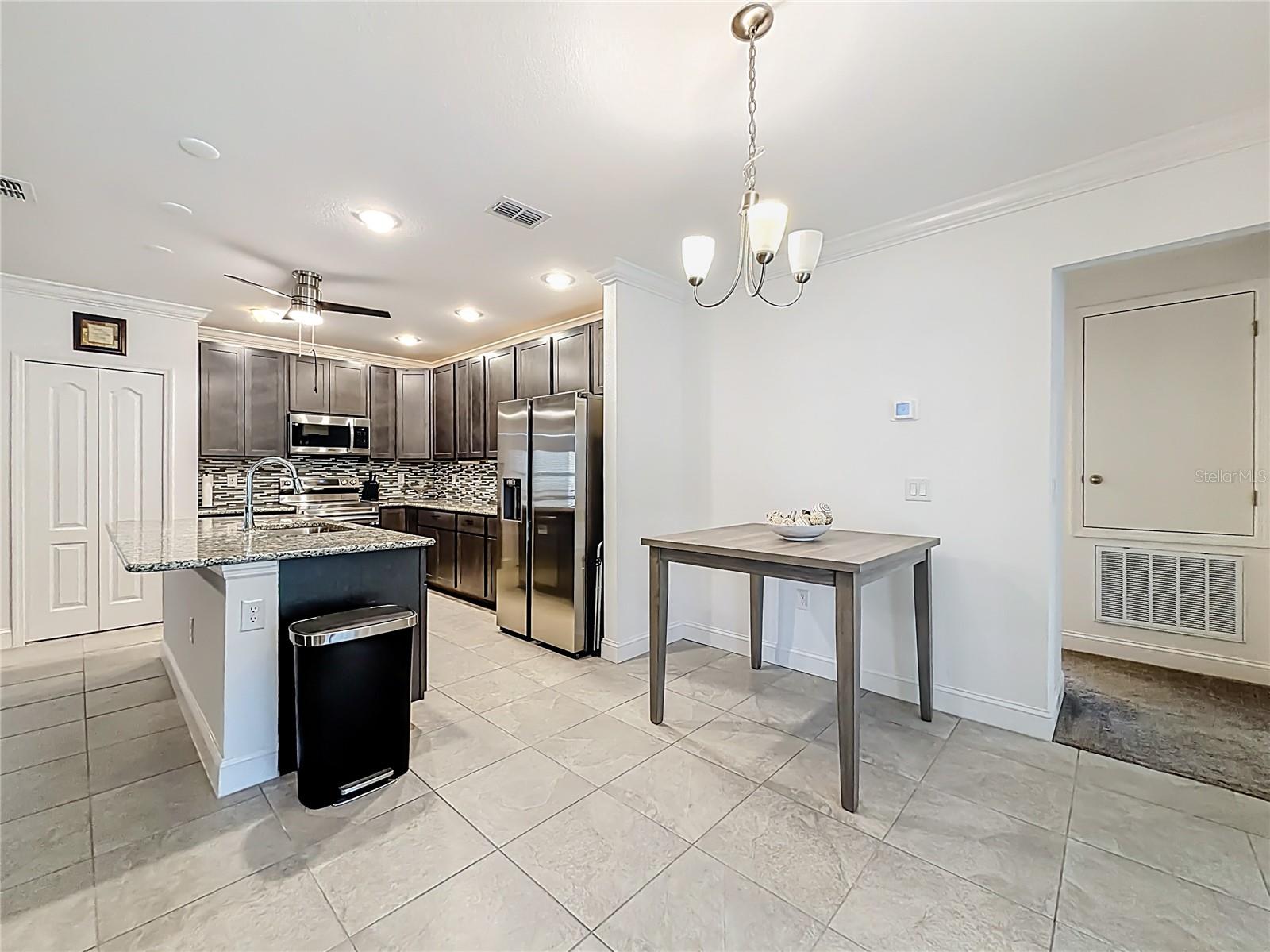 Image 26 of 60 For 17479 Macassar Road