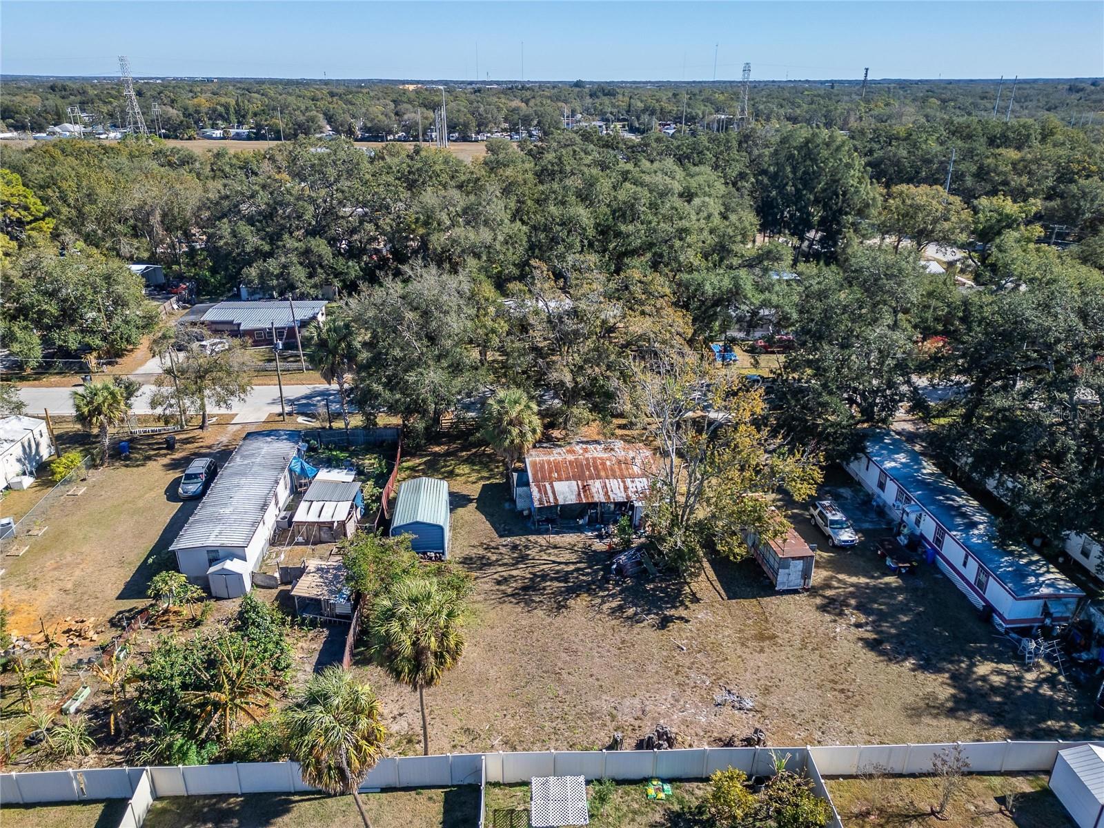 Image 6 of 13 For 10419 Alafia Street