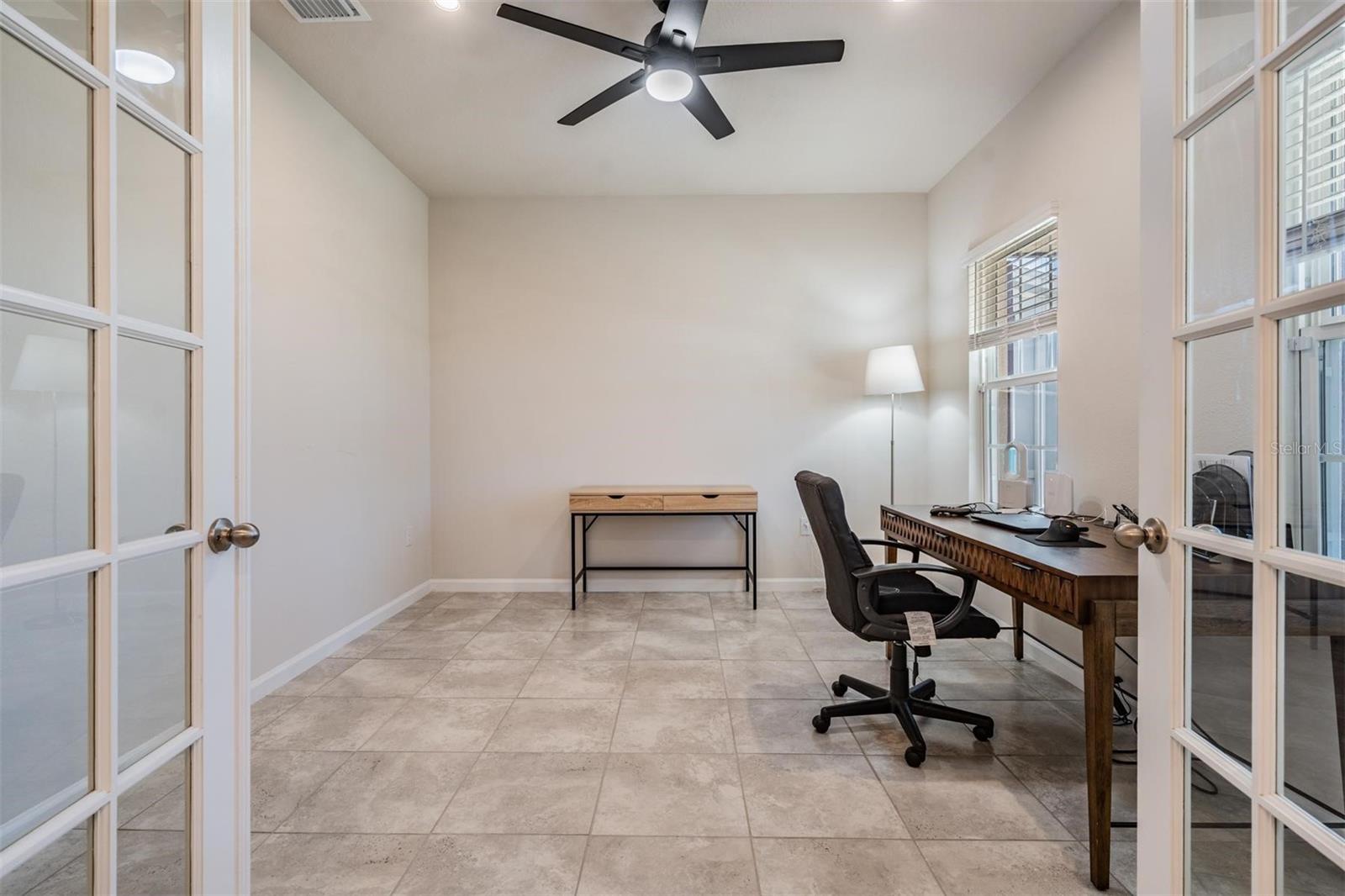 Image 11 of 42 For 35656 Quartz Lake Drive