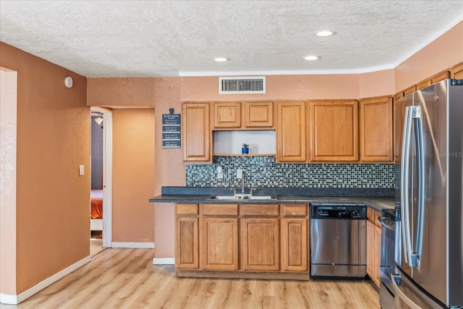 Image 11 of 24 For 39560 Meadowood Loop