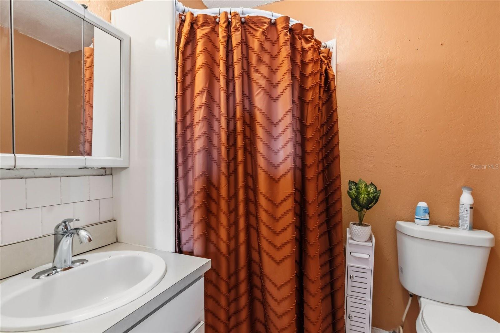 Image 14 of 24 For 39560 Meadowood Loop