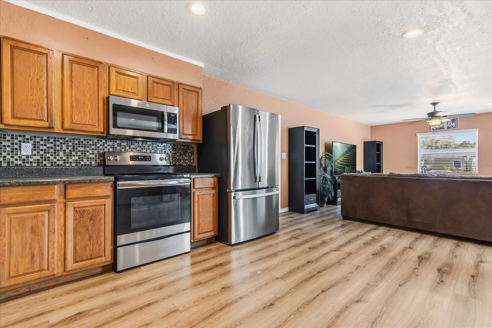 Image 9 of 24 For 39560 Meadowood Loop