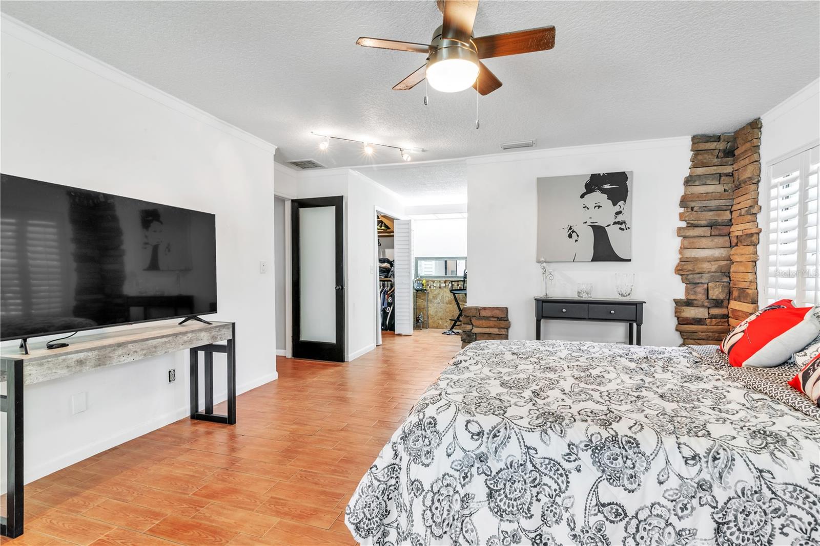 Image 29 of 38 For 2917 Cypress Ridge