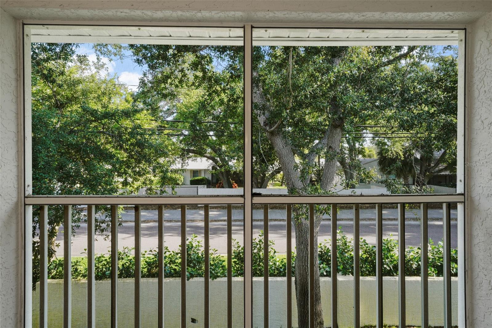 Image 14 of 31 For 3880 34th Avenue S 203