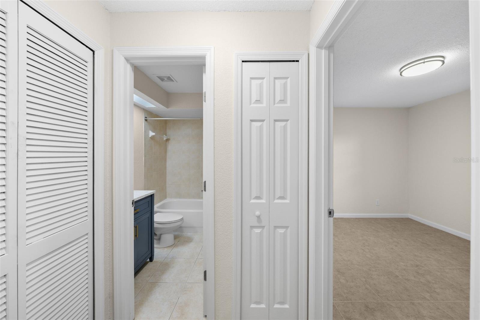 Image 22 of 31 For 3880 34th Avenue S 203