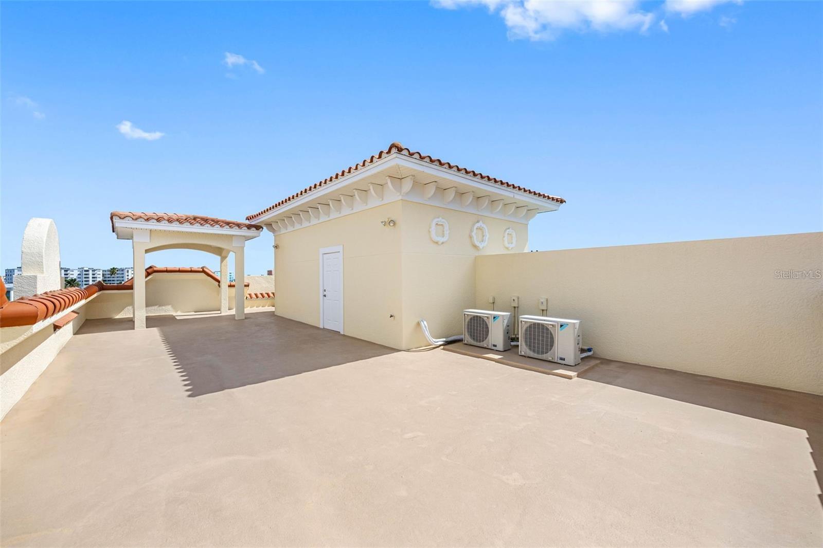 Image 35 of 51 For 146 175th Terrace Drive E