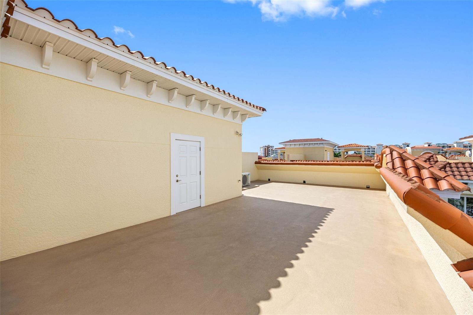 Image 36 of 51 For 146 175th Terrace Drive E