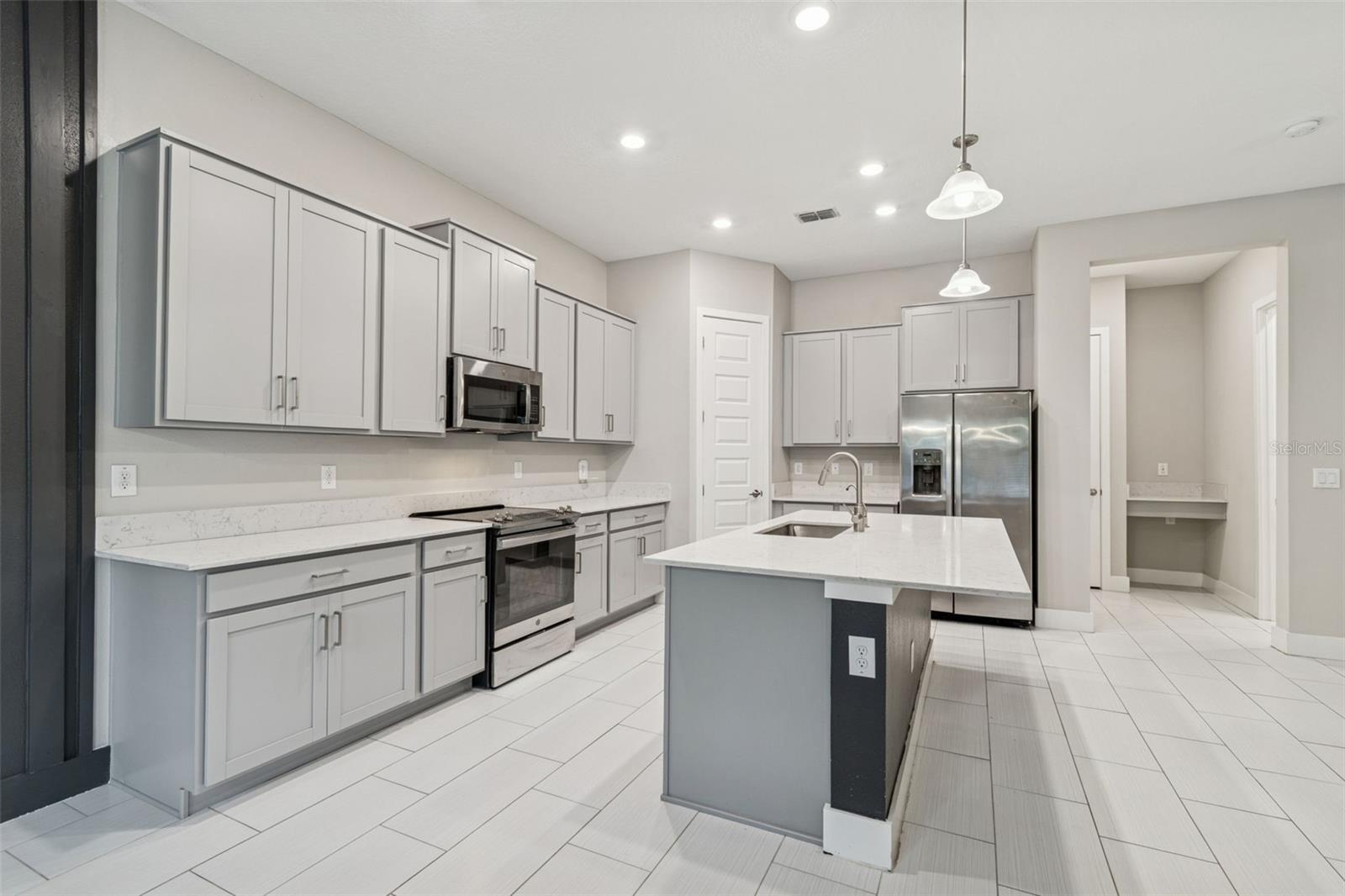 Image 8 of 28 For 7604 Juanita Street