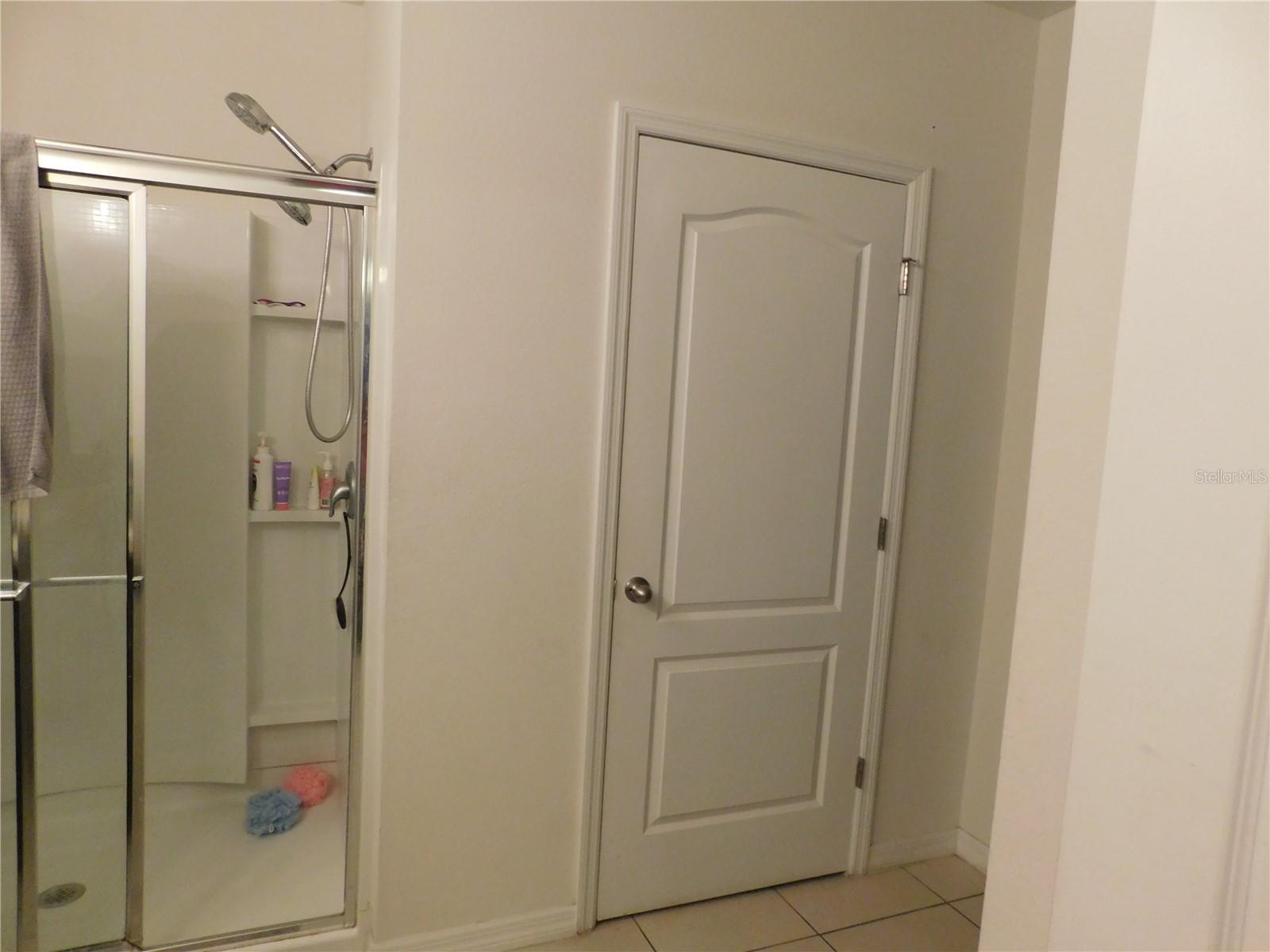 Image 8 of 11 For 425 Montego Bay Drive