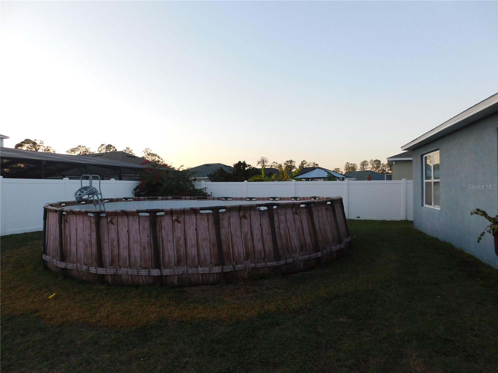 Image 9 of 11 For 425 Montego Bay Drive