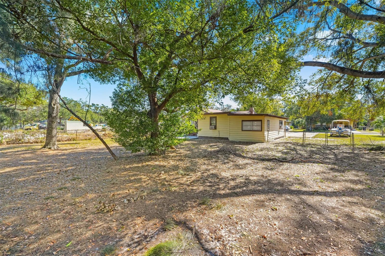 Image 14 of 37 For 3207 Wyoming Avenue