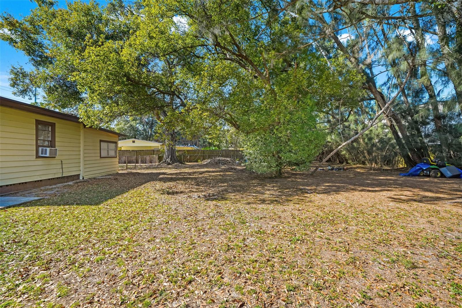 Image 17 of 37 For 3207 Wyoming Avenue