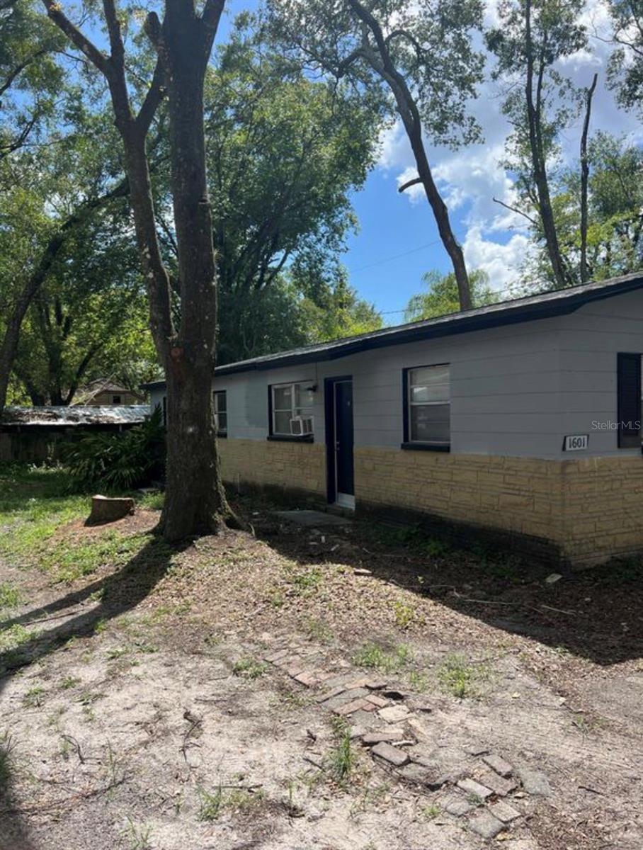 Image 19 of 21 For 1601 Marks Drive