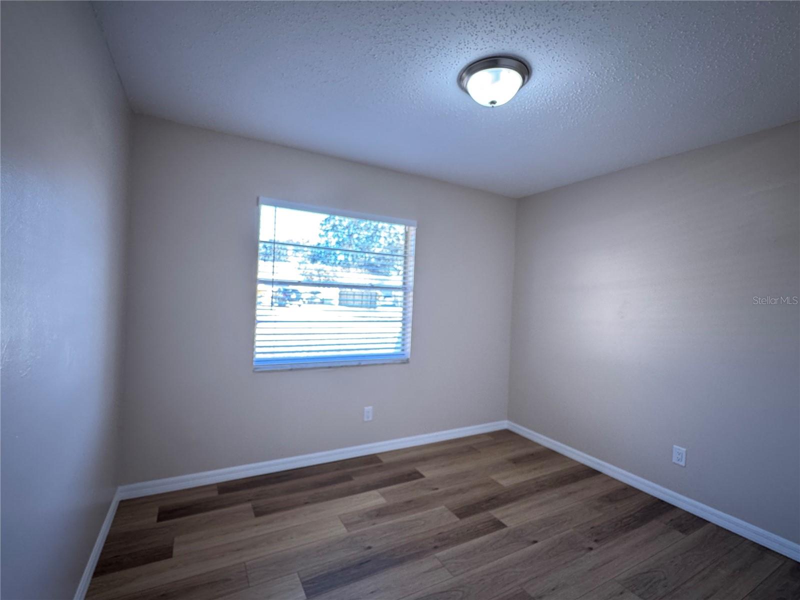 Image 18 of 31 For 2527 Ridgetop Way