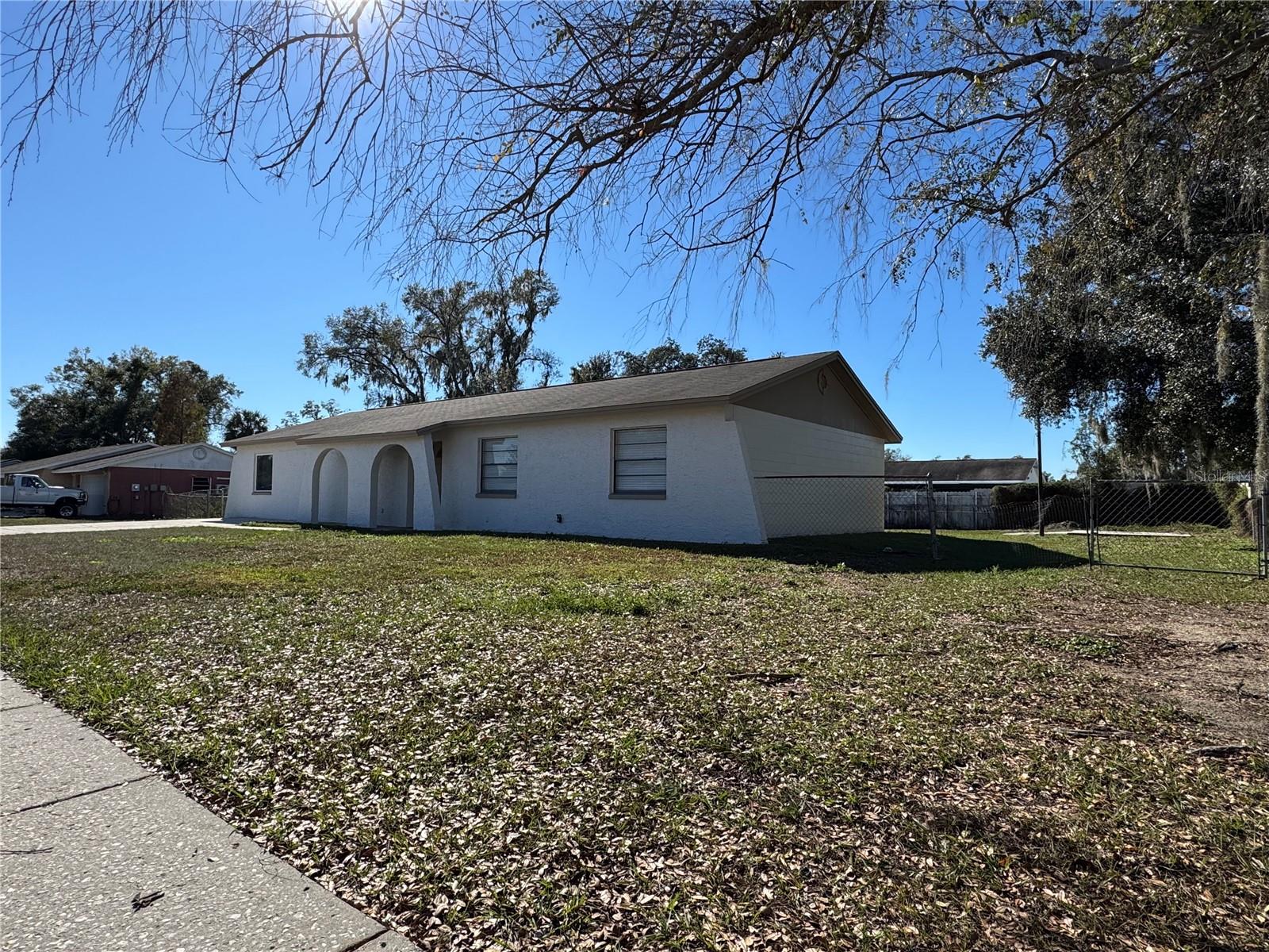 Image 2 of 31 For 2527 Ridgetop Way