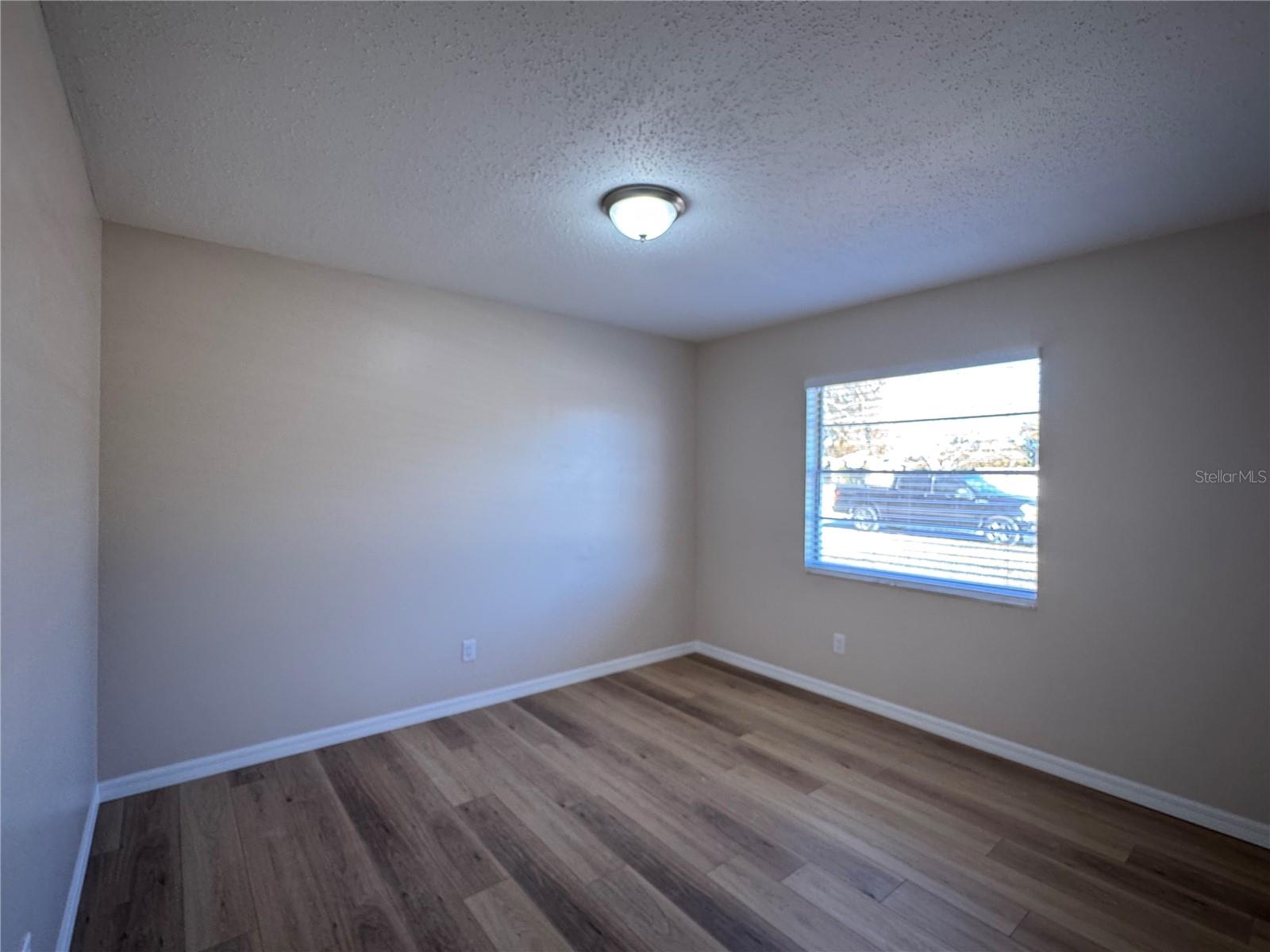 Image 20 of 31 For 2527 Ridgetop Way