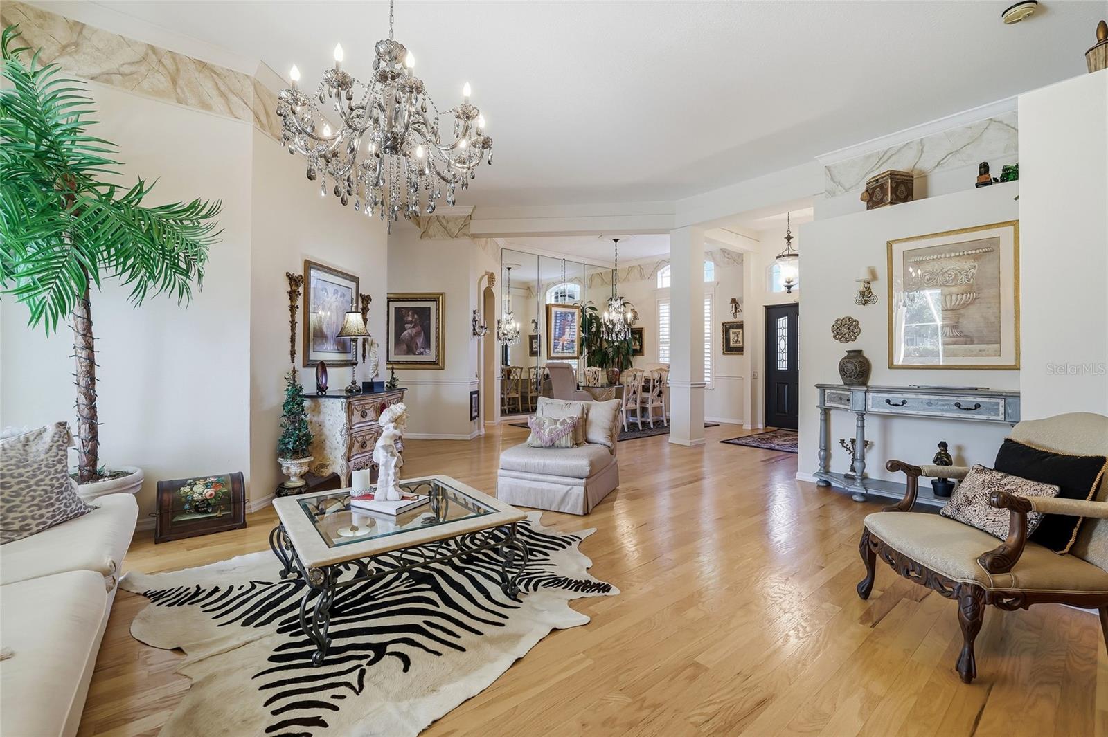 Listing photo id 11 for 4092 Carlyle Lakes Boulevard