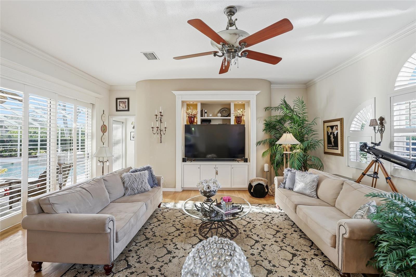 Listing photo id 25 for 4092 Carlyle Lakes Boulevard