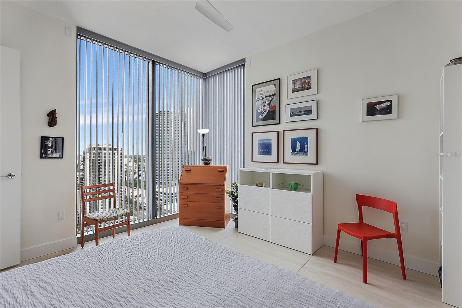 Image 21 of 100 For 301 1st Street S 2305