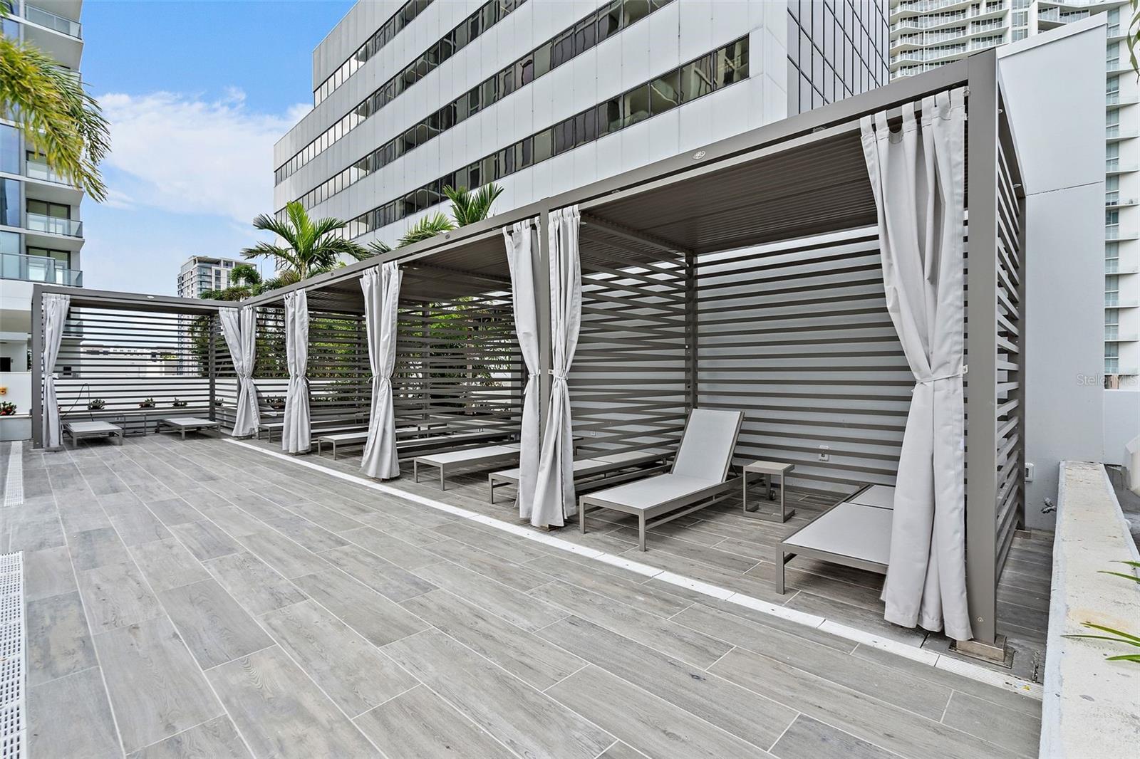 Image 65 of 100 For 301 1st Street S 2305