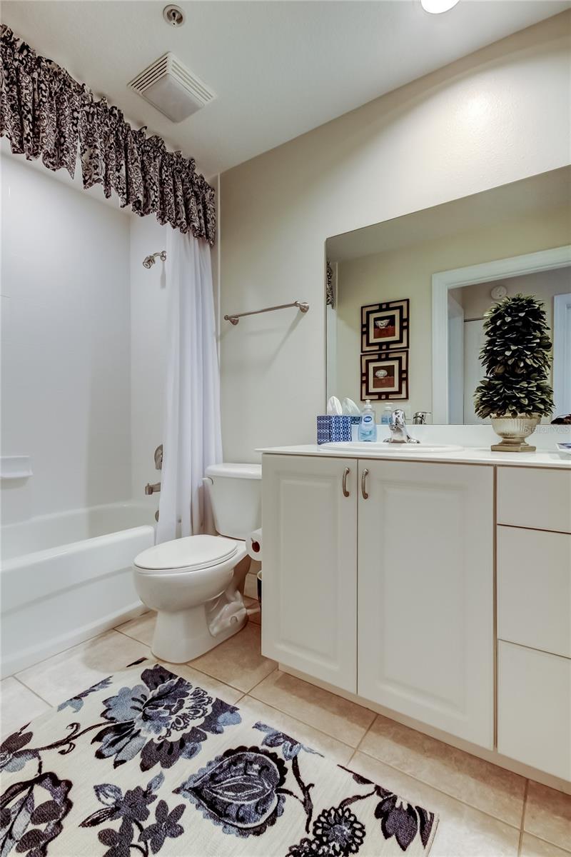 Image 26 of 41 For 425 150th Avenue 2504