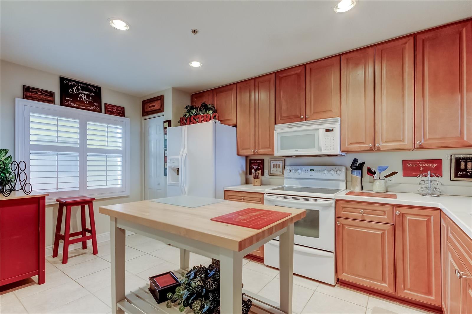 Image 8 of 41 For 425 150th Avenue 2504